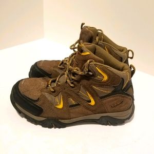Hi-tec Hiking shoes size 6